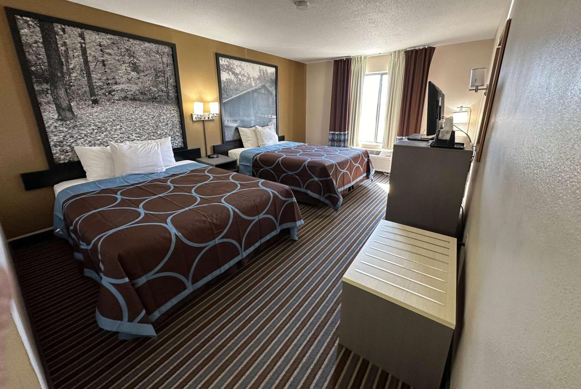 ซูเปอร์ 8 บาย วินด์แฮม โคลัมเบีย คล้าร์ก เลน Hotel ภายนอก รูปภาพ