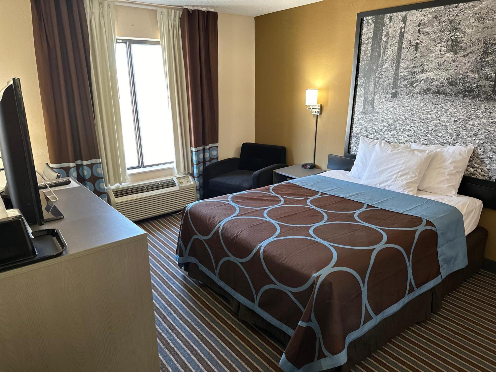 ซูเปอร์ 8 บาย วินด์แฮม โคลัมเบีย คล้าร์ก เลน Hotel ภายนอก รูปภาพ