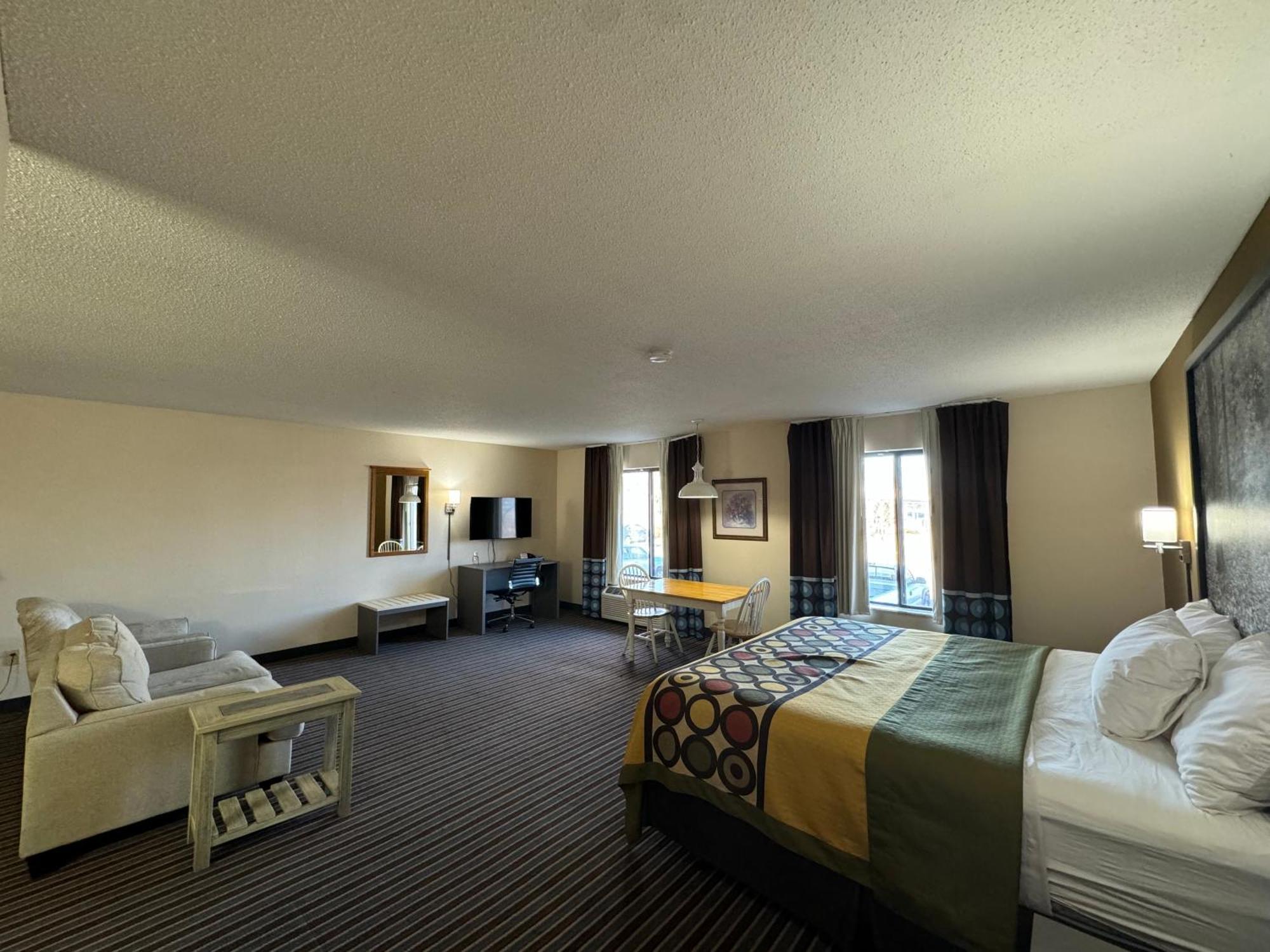 ซูเปอร์ 8 บาย วินด์แฮม โคลัมเบีย คล้าร์ก เลน Hotel ภายนอก รูปภาพ