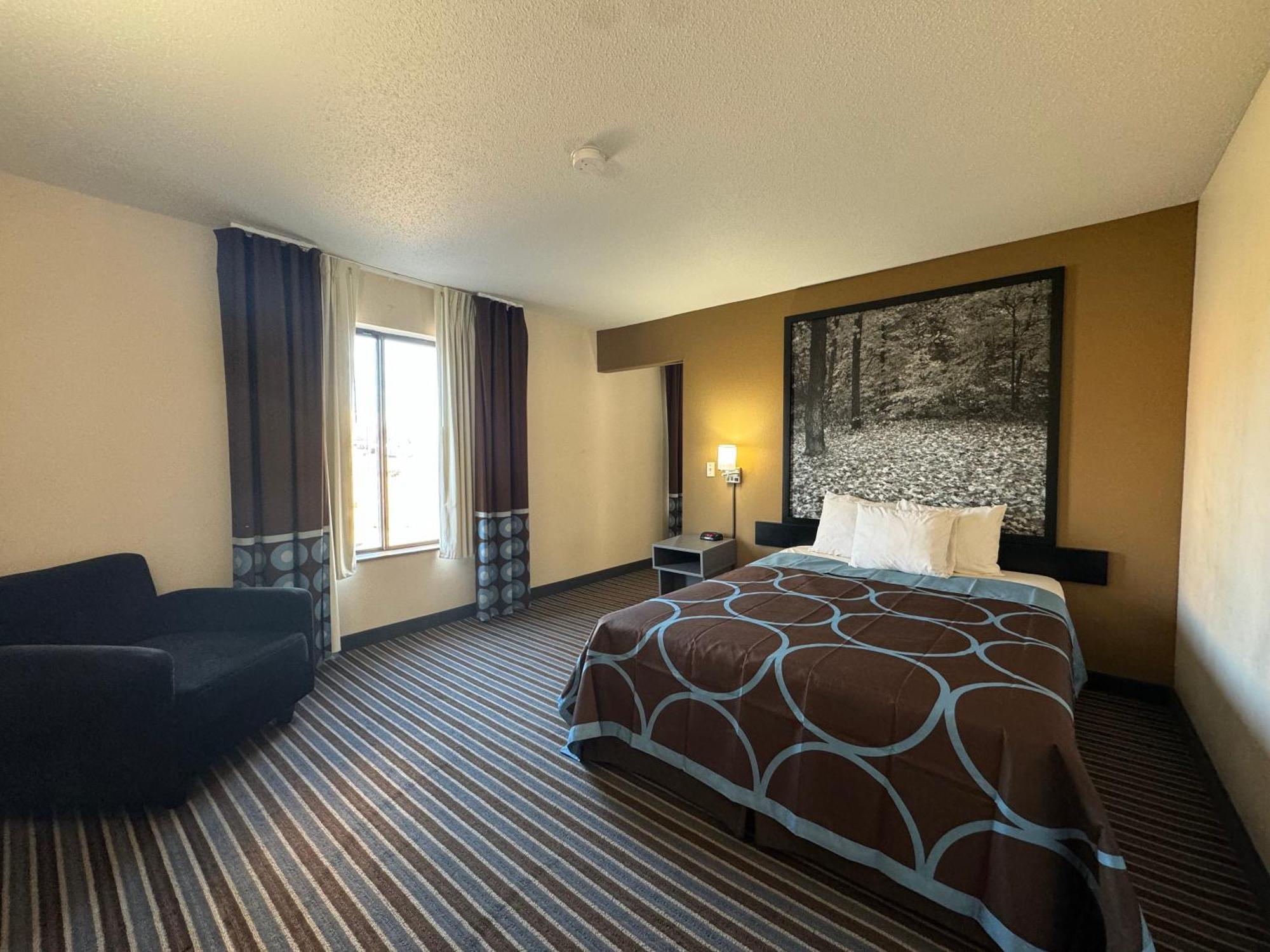 ซูเปอร์ 8 บาย วินด์แฮม โคลัมเบีย คล้าร์ก เลน Hotel ภายนอก รูปภาพ