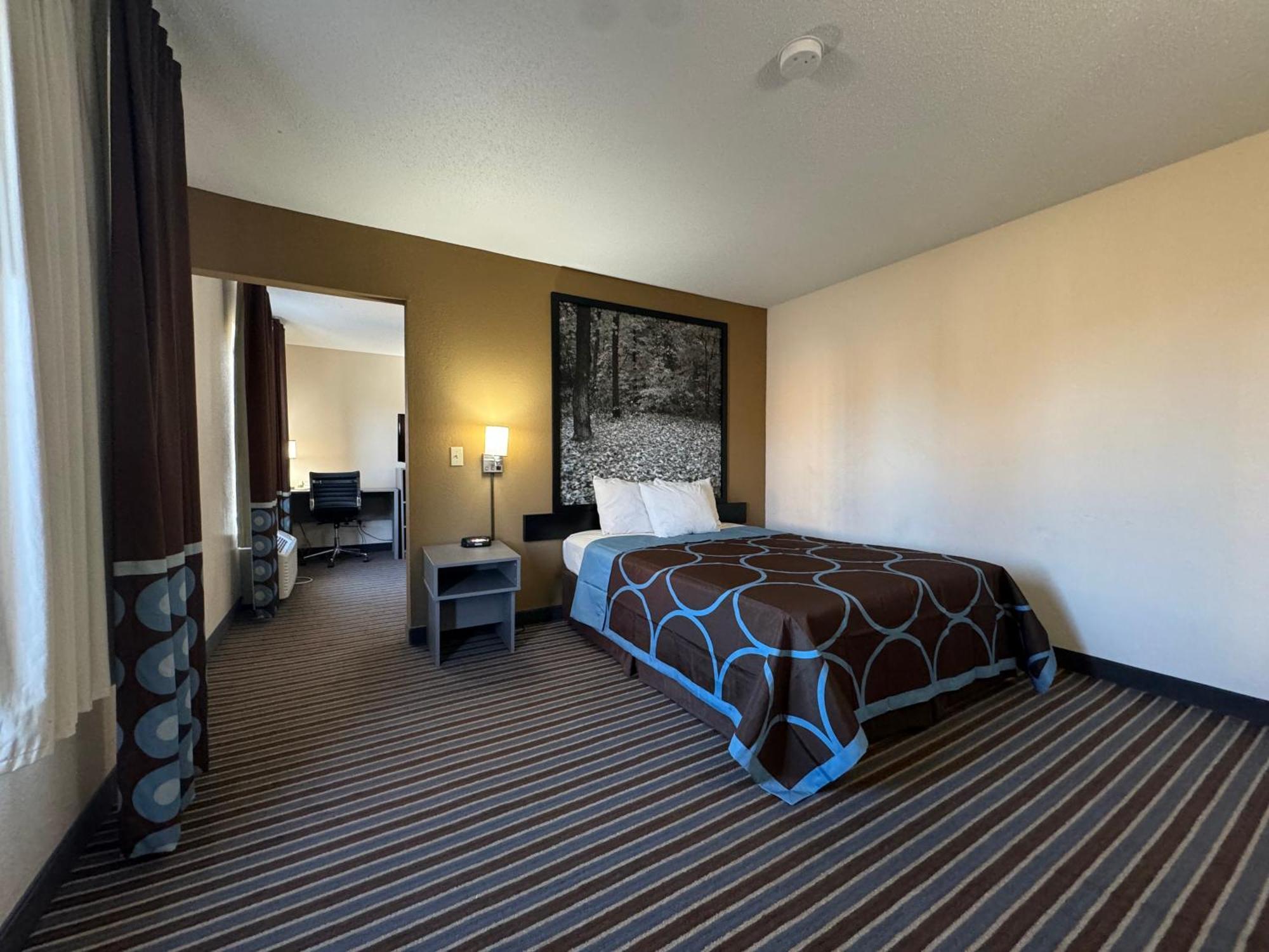 ซูเปอร์ 8 บาย วินด์แฮม โคลัมเบีย คล้าร์ก เลน Hotel ภายนอก รูปภาพ