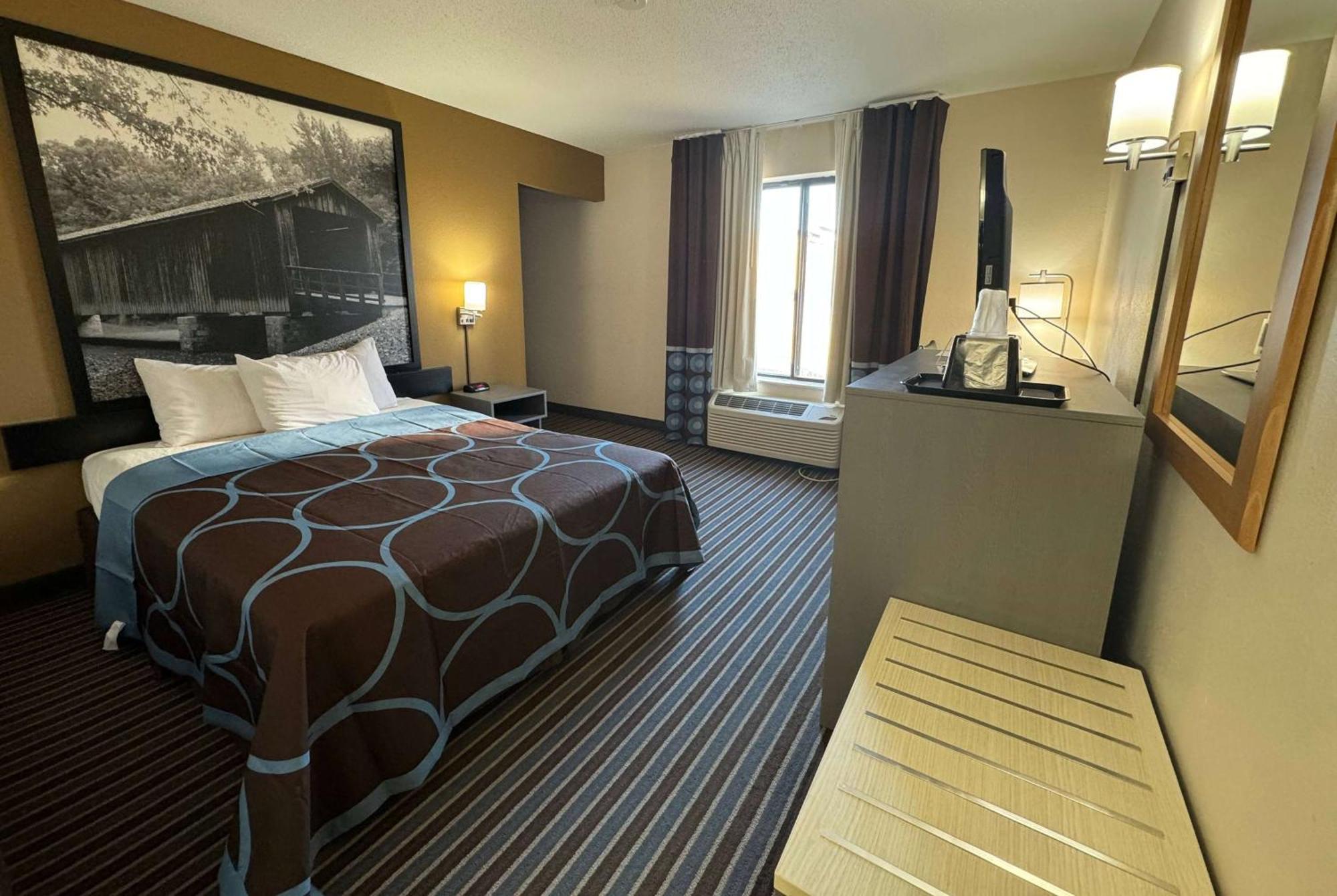 ซูเปอร์ 8 บาย วินด์แฮม โคลัมเบีย คล้าร์ก เลน Hotel ภายนอก รูปภาพ